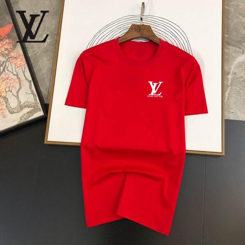 Louis Vuitton Men's T-shirts 96